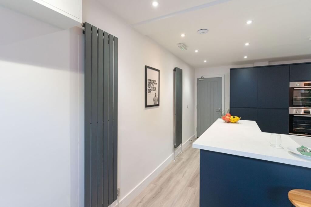 House in Portsmouth, Fratton - More