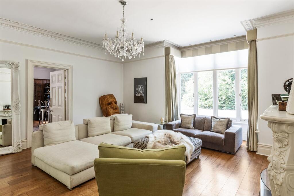 House in Tandridge, Godstone - View 4