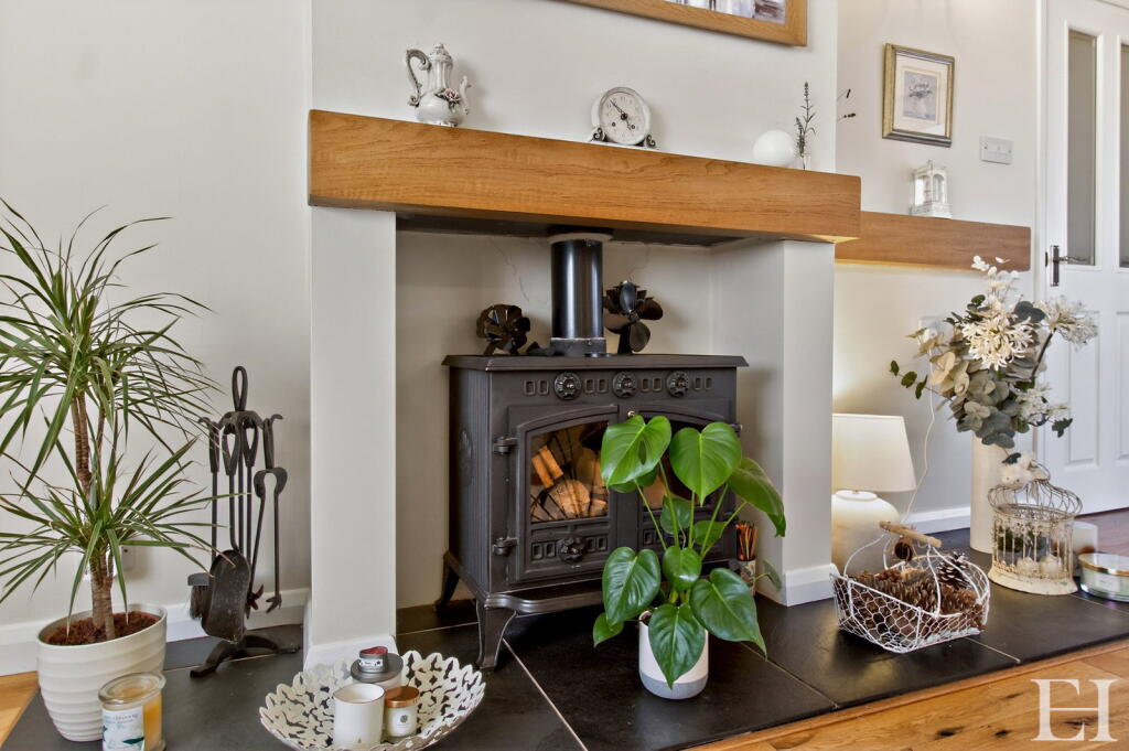 House in Mid Suffolk, Battisford - More