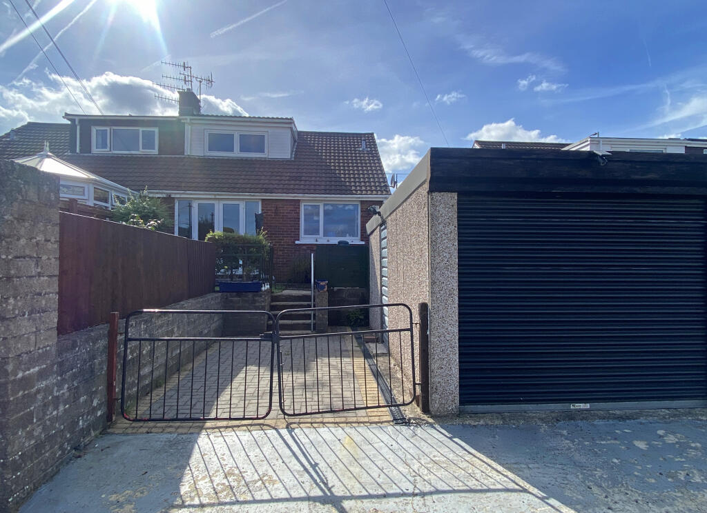House in Cardiff, Gelligaer - View 3