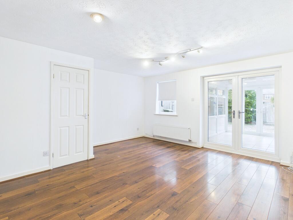 House in St Helens, Liverpool City Region - View 3