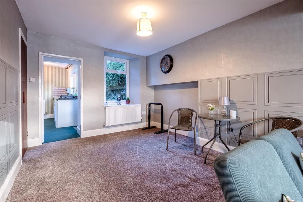Beckside Road, Dalton-In-Furness photo 2