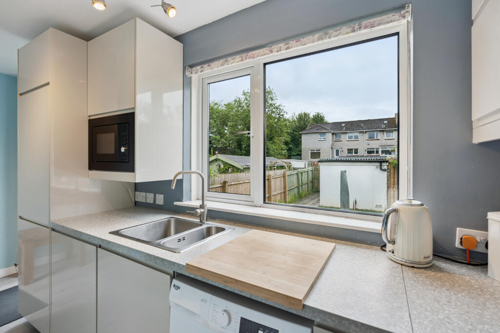 House in Glasgow, East Renfrewshire - More