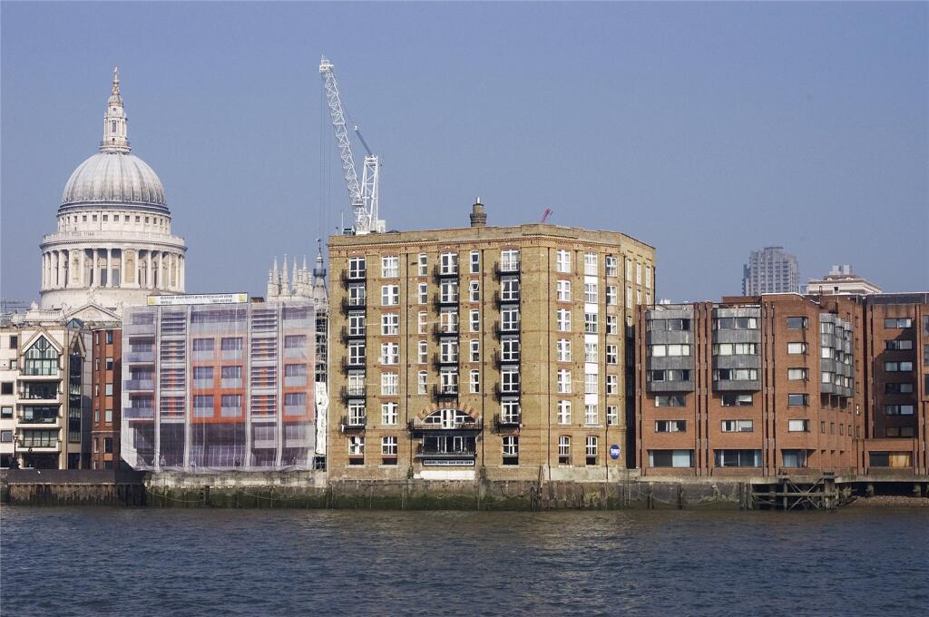 Main image of property: High Timber Street, EC4V