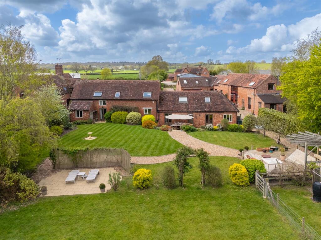 Oakley Wood Road, Bishops Tachbrook, Leamington Spa photo 4