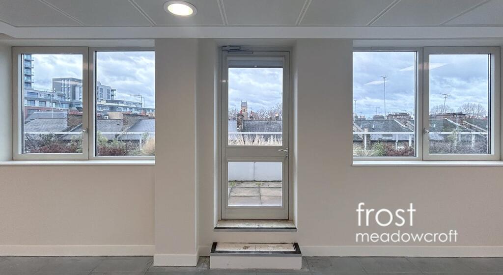 Grove House 27 Hammersmith Grove W6 office to let west london int3.jpg