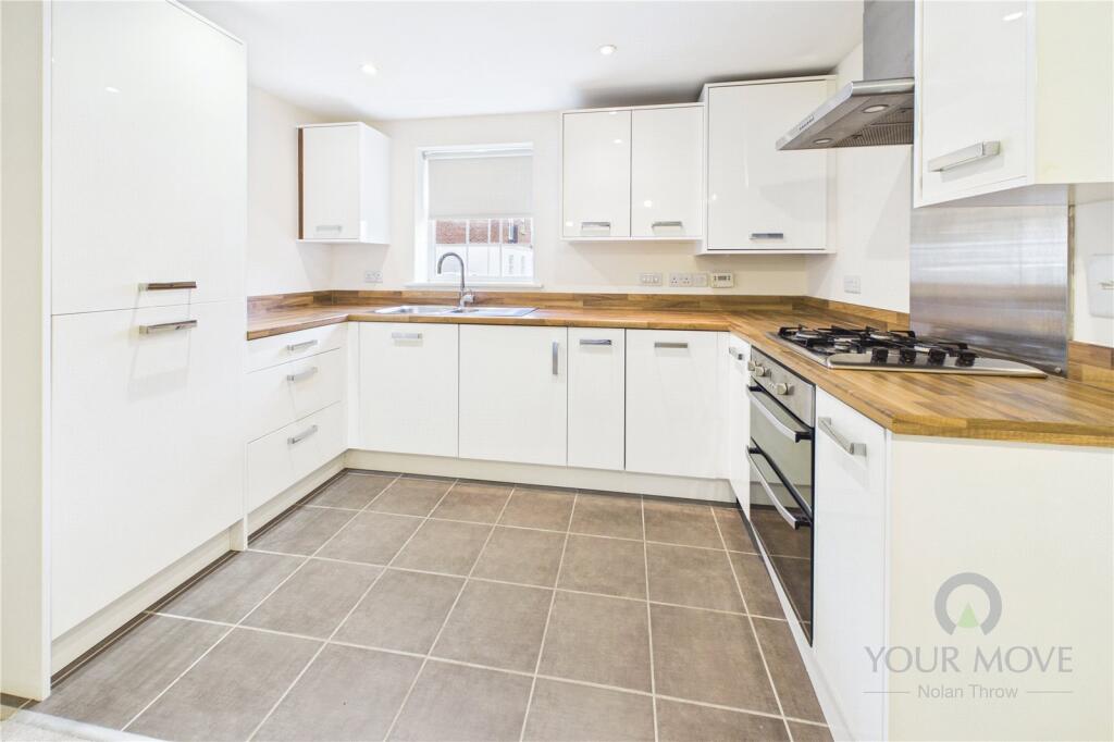 Apartment in Northampton - View 3