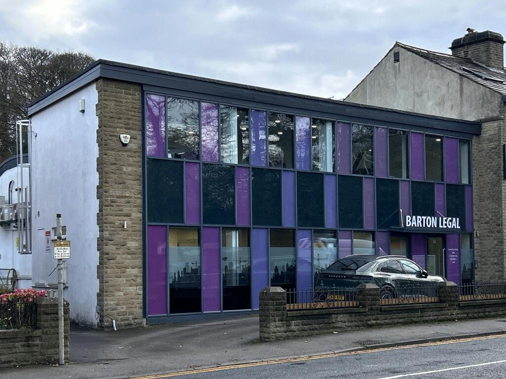 Main image of property: 12 New Road Side, Rawdon, Leeds, LS19 6HN