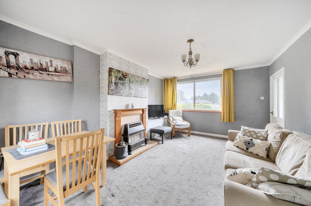 House in Birmingham, West Midlands - More