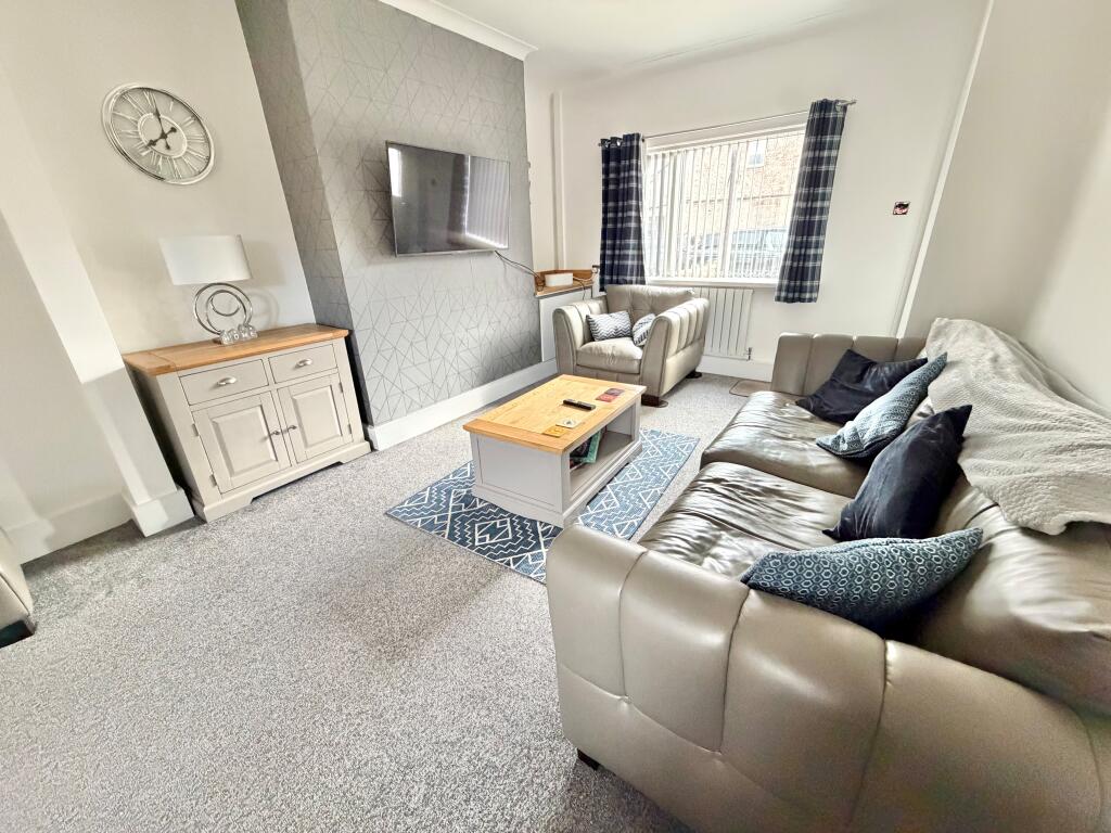 House in Ellesmere Port, Whitby - View 5