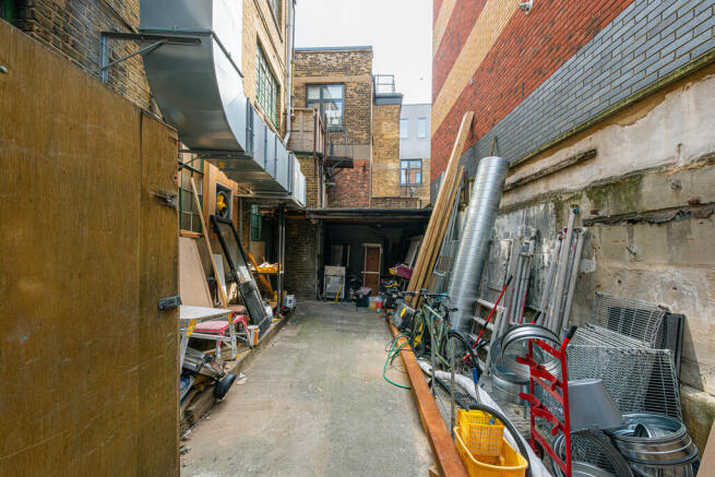 Chapel Market 74-...