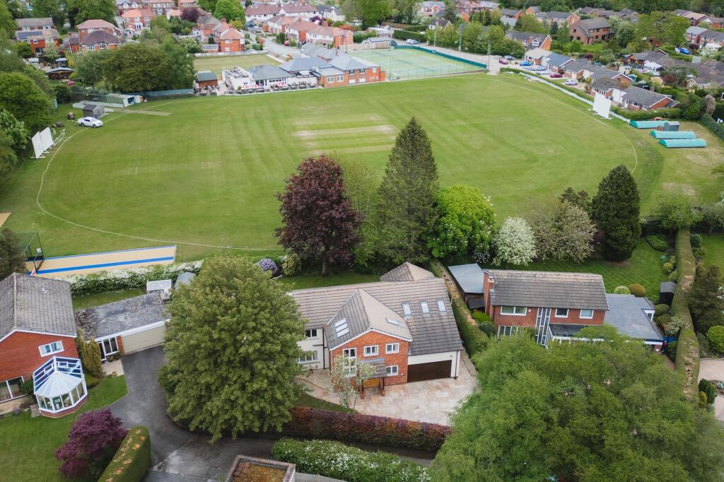 8 Southlands, Holmes Chapel, CW4 7EU photo 2