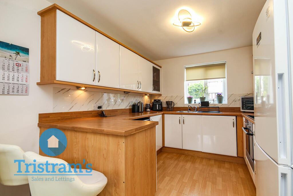 Apartment in Nottingham, Nottinghamshire - View 5