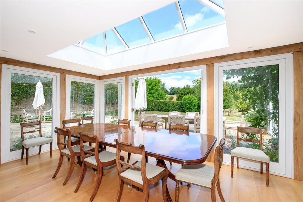 House in Salisbury - View 4