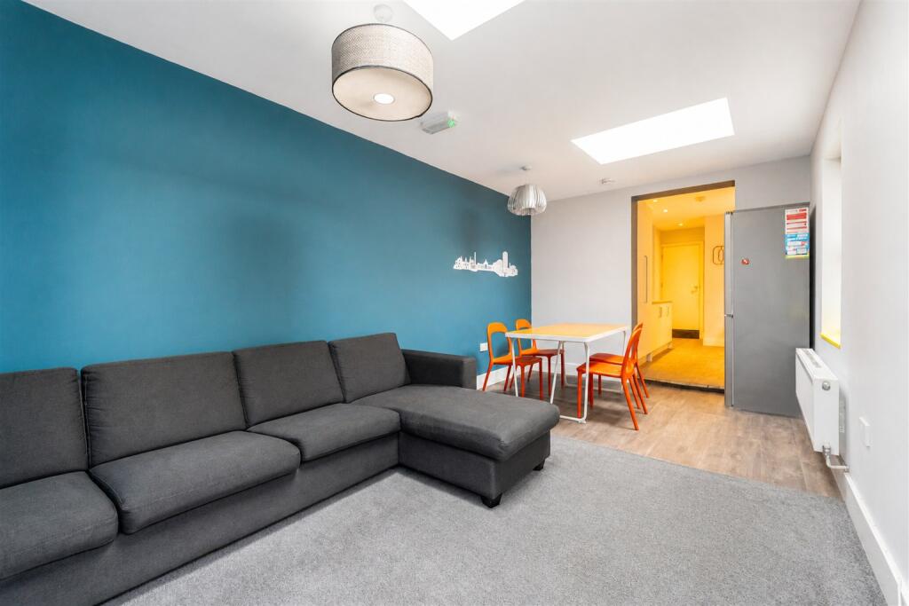 House in Birmingham - View 5