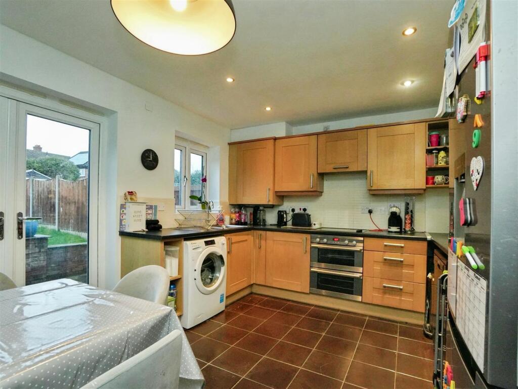 Galtres Drive, Easingwold, York photo 3