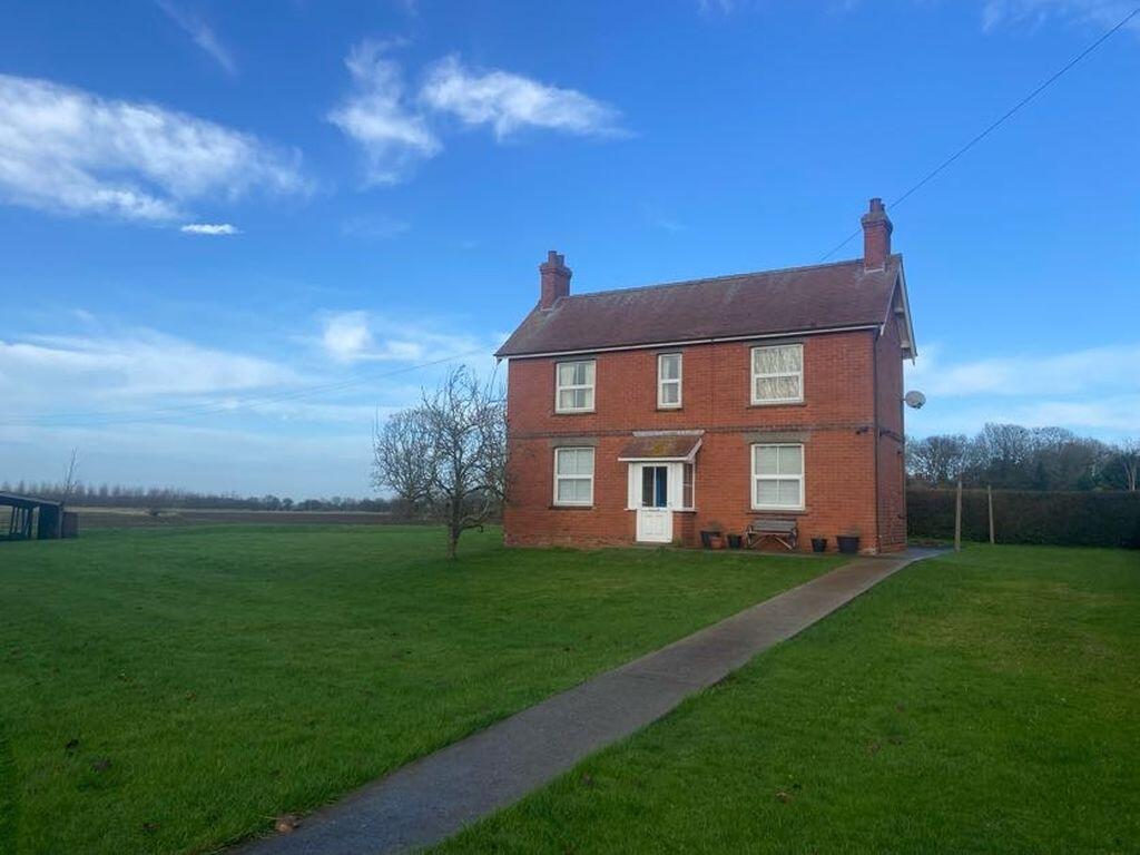 Main image of property: Midgelow, Low Road, Wainfleet St Mary, Skegness