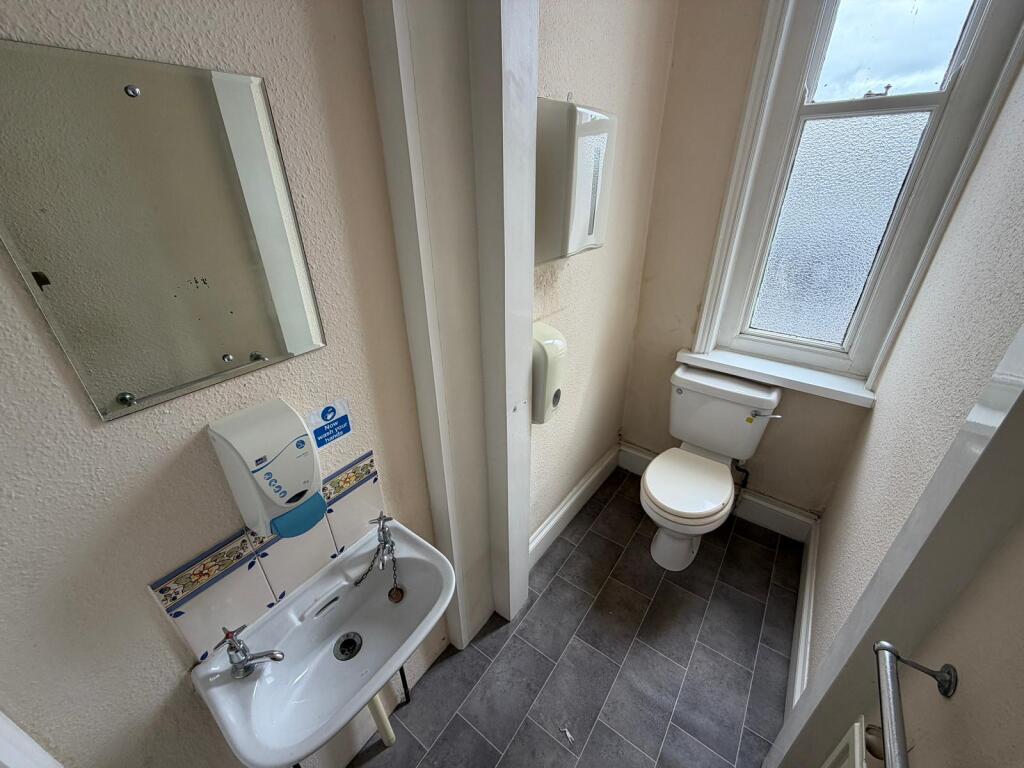 10D, Windsor Place, Liskeard PL14 4BH photo 4