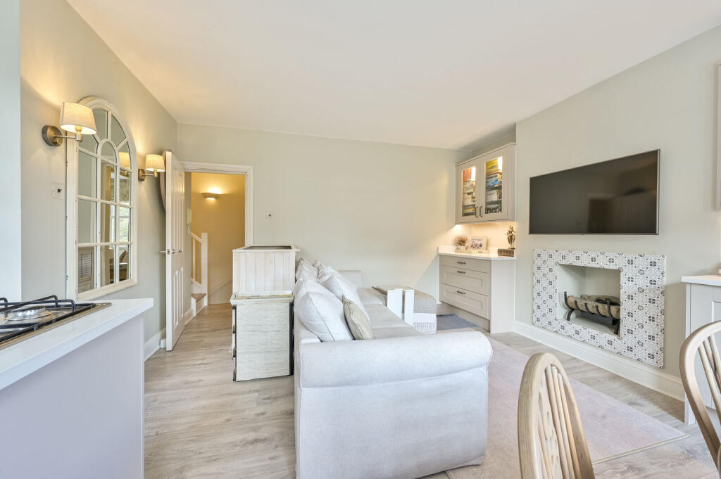 Apartment in London - More