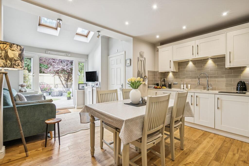 Howes Drive, Marston Moretaine, MK43 photo 4