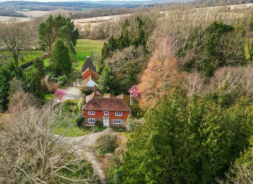Main image of property: Standen Street, Benenden