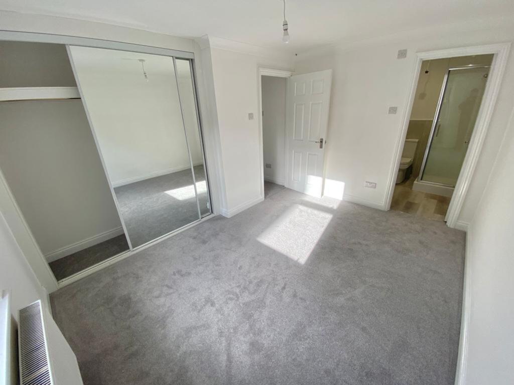 Market Close, Poole, BH15 photo 5