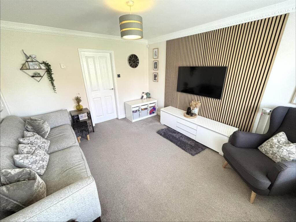House in Durham, Low Pittington - More
