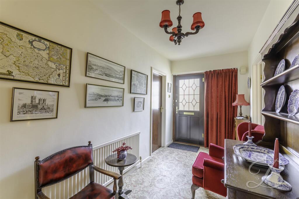 House in Nottingham - View 4