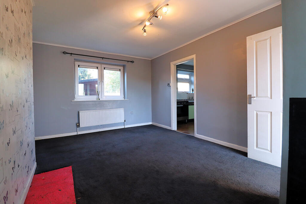 tuxford Crescent, Cundy Cross Barnsley, S71 photo 4