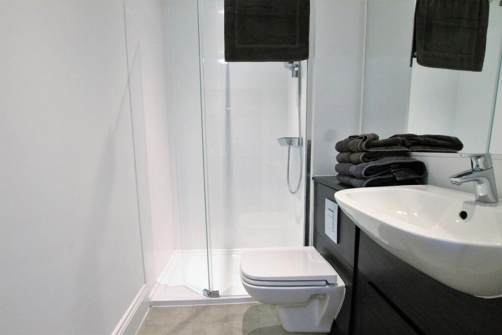 Apartment in Newcastle upon Tyne - View 2