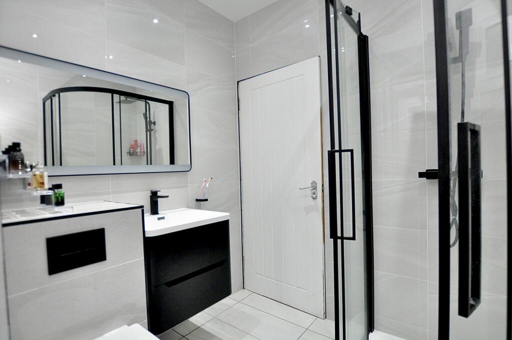 Apartment in Kilmarnock - View 3