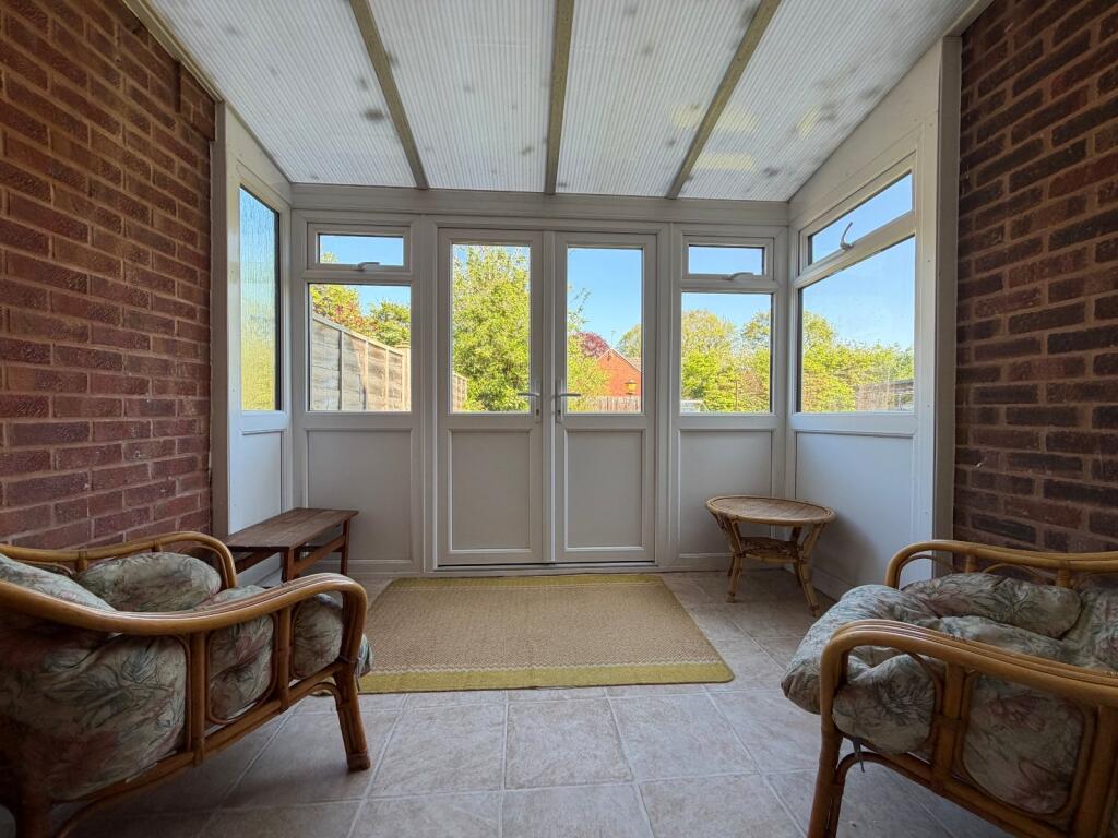 School Lane, Badsey, Evesham, Worcestershire, WR11 photo 4