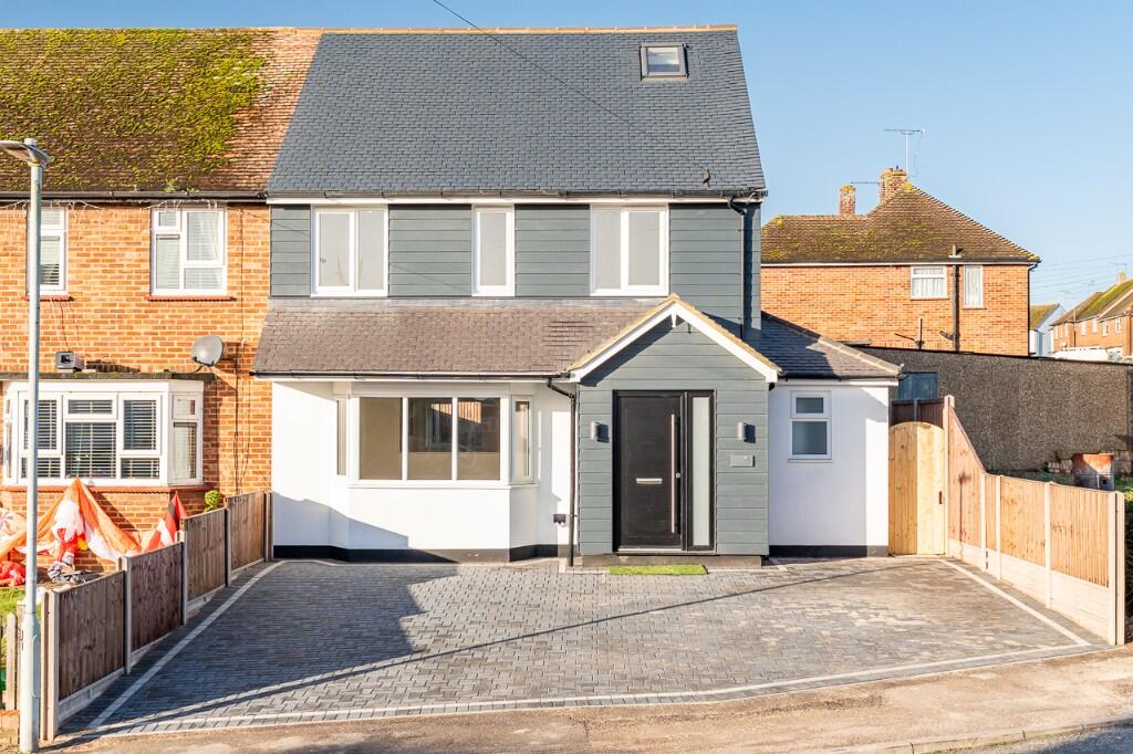 4-bed semi-detached on Queens Road, Ware, Hertfordshire, SG12, £625,000