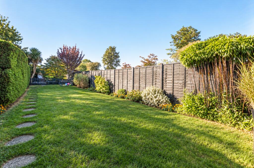 House in Runnymede, Addlestone - View 5