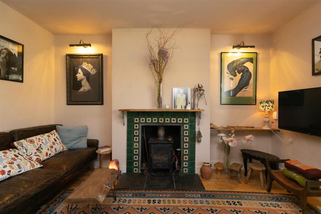 House in Tonbridge - View 2