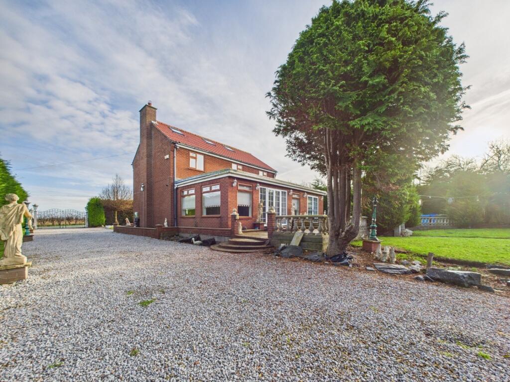 Main image of property: Hornsea Road, Skipsea, YO25 8SY