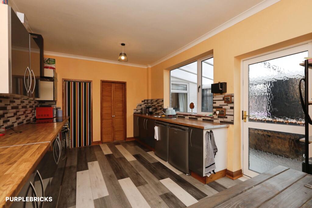 House in West Lindsey, Gainsborough - View 5