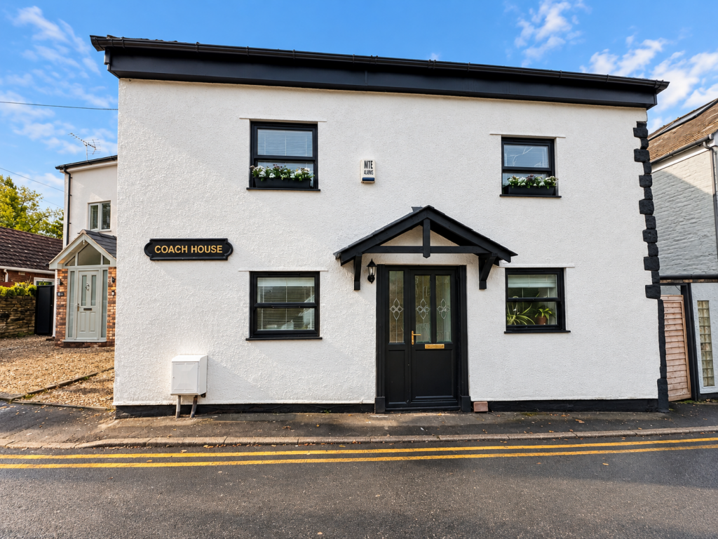 2 bedroom detached - The Coach House - photo 1