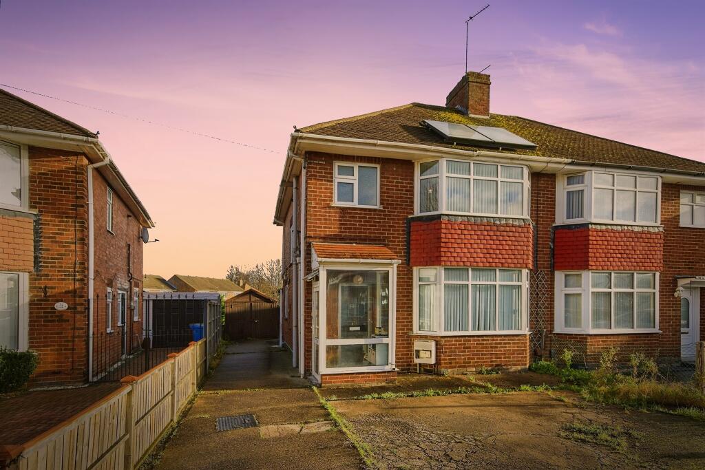 3-bed semi-detached on Grenfell Avenue, Sunnyhill, DERBY, £260,000