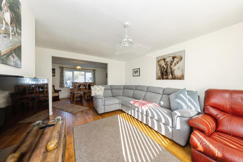 House in Swansea, Llangyndeyrn - View 5