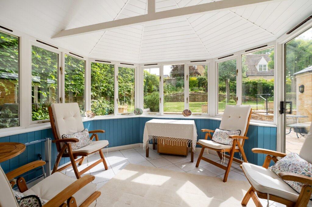 House in Cotswold, Blockley - More