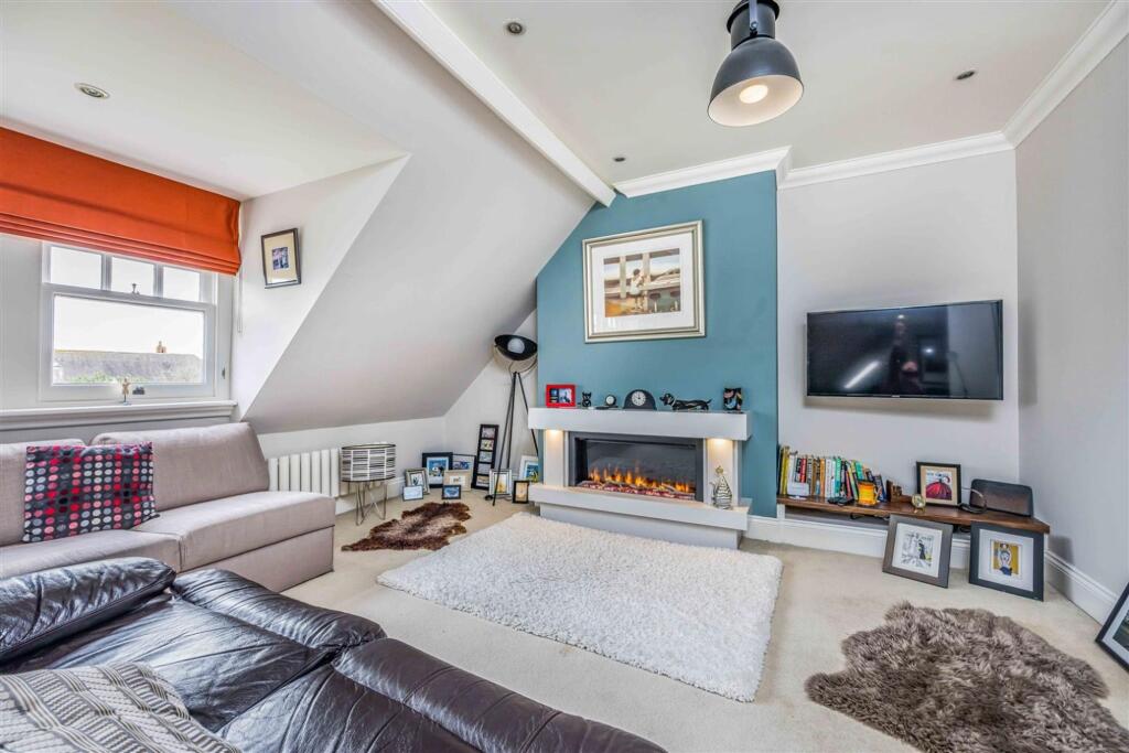 Apartment in Bournemouth - View 5