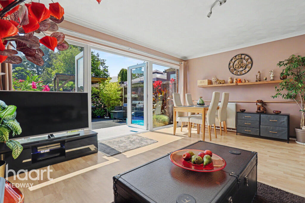 3-bed terraced on Burrows Lane, Rochester, £325,000