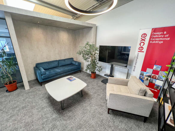 First Floor Suite, 1c Balderton Court