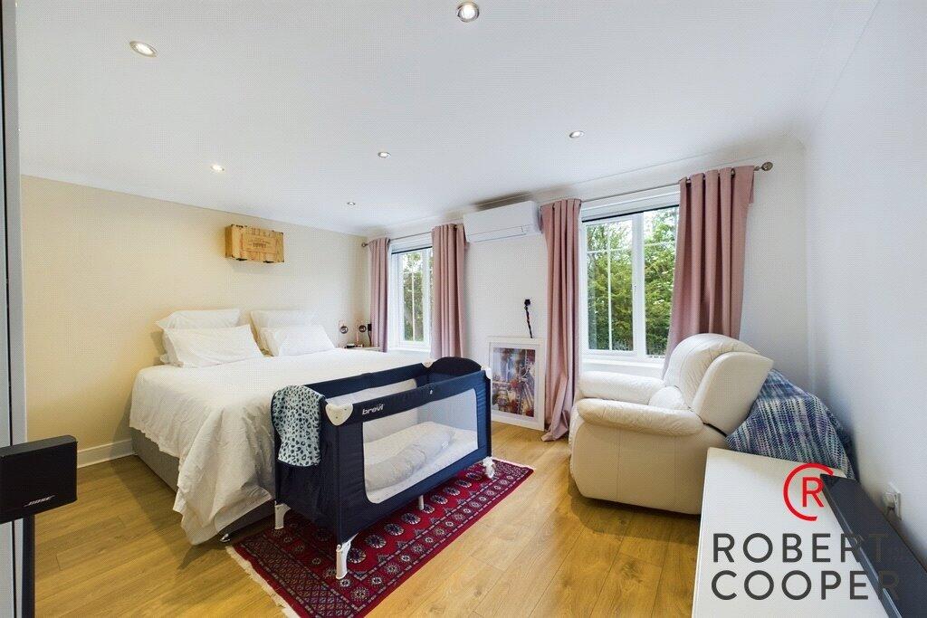 House in Harrow - View 4