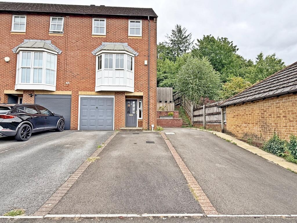 House in Cardiff, Llantrisant