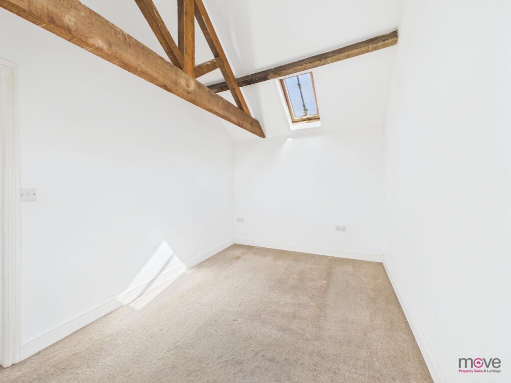 Apartment in Gloucester, Linden - View 4