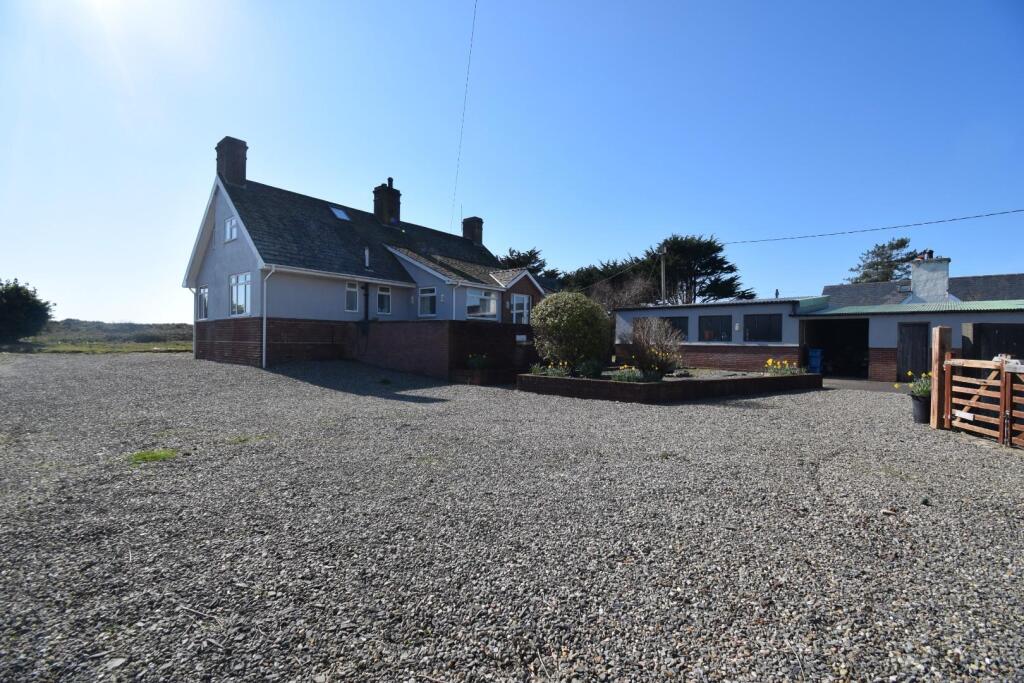 Main image of property: Beach Road, Morfa Bychan, Porthmadog