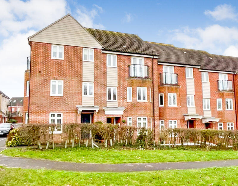 Main image of property: Hibberd Rise, Hedge End, SO30