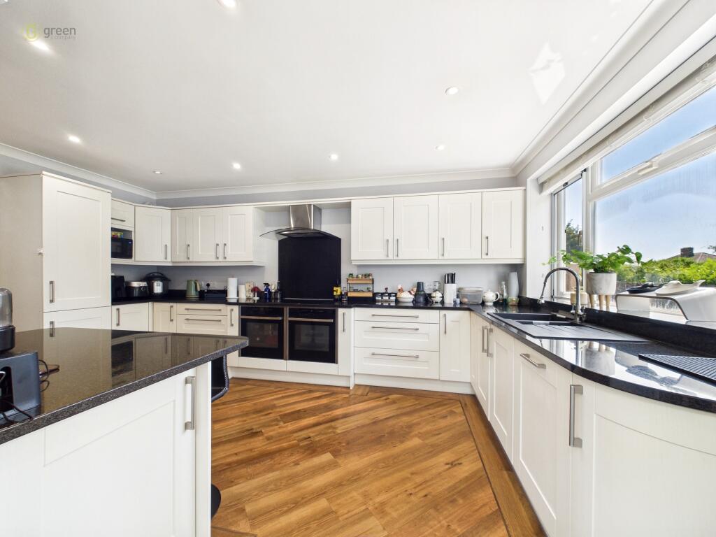 Orton Avenue, Walmley, Sutton Coldfield, B76 photo 3